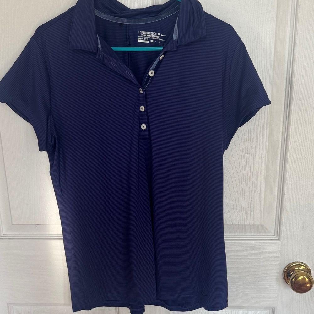 Nike Women's purple Button Down golf Shirt